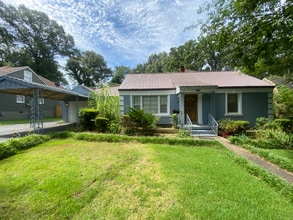 Building Photo - 3277 Barron Ave