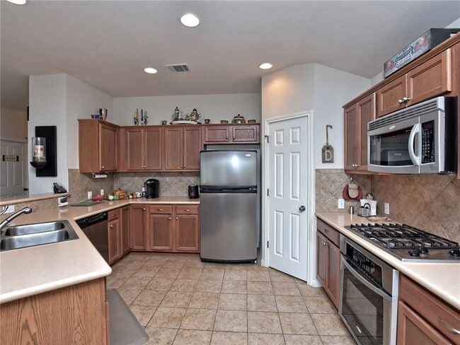 Building Photo - 18617 Wind Valley Way