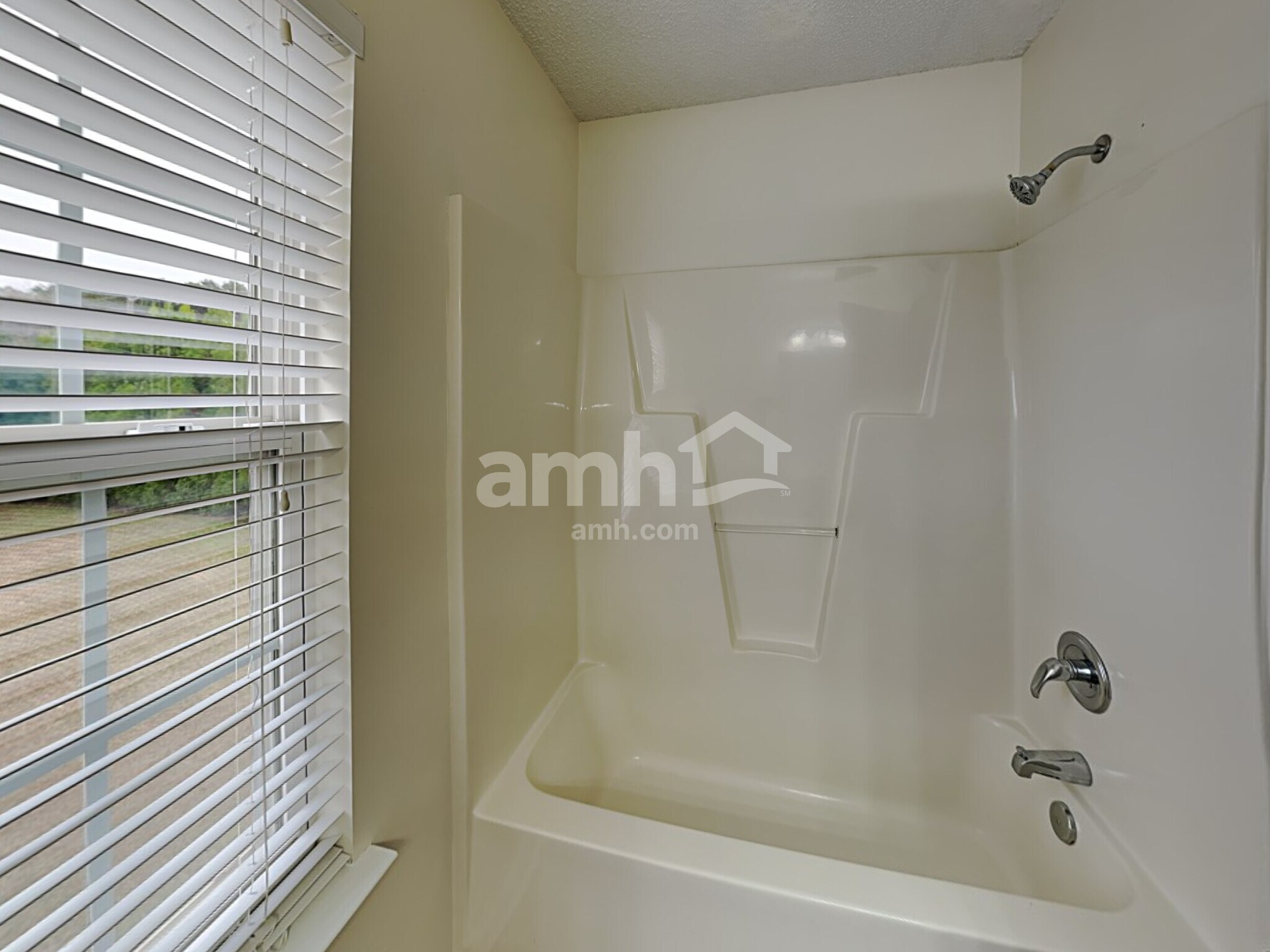 Building Photo - 500 Pawley Dr