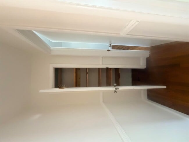 Building Photo - 374 Cator Ave