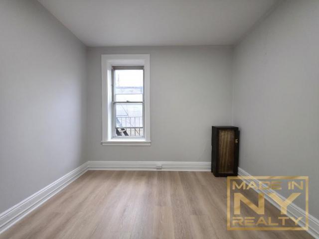 Building Photo - 1 bedroom in ASTORIA NY 11106