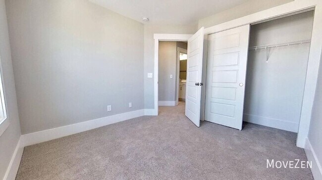 Building Photo - 769 Cypress Village Pl