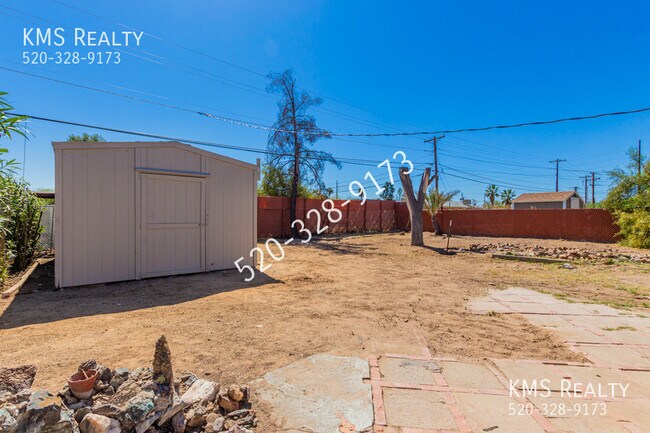 Building Photo - 901 S Belvedere Ave