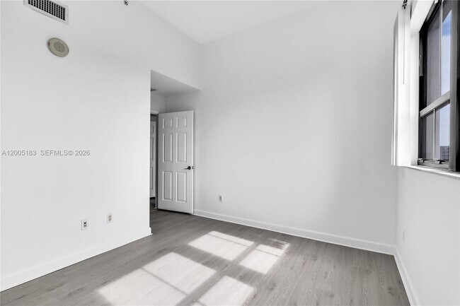 Building Photo - 8395 SW 73rd Ave