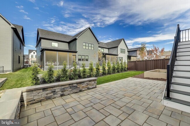 Building Photo - 6921 Renita Ln