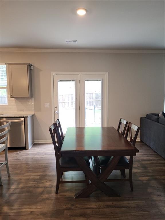 Building Photo - 5943 Screech Owl Dr