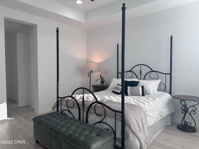 Building Photo - 9259 Paradise Dr