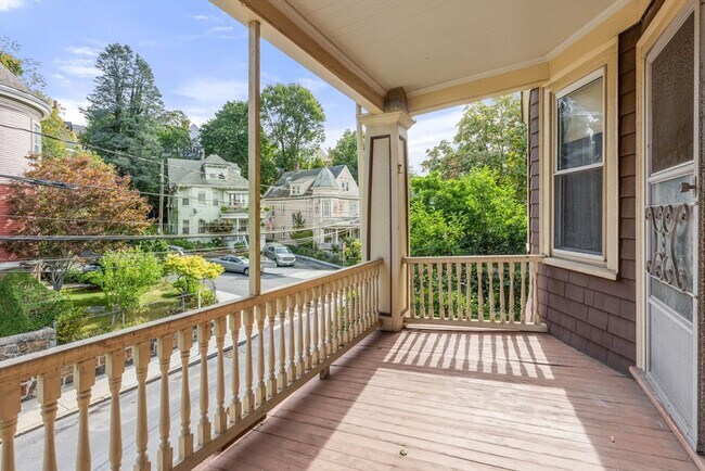 Building Photo - 11 Boylston St