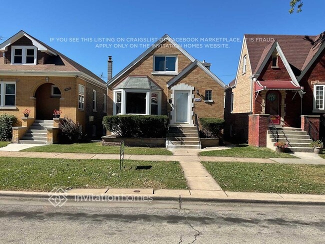 Building Photo - 3542 Wesley Ave