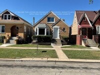 Building Photo - 3542 Wesley Ave