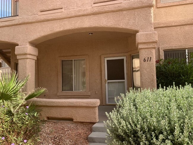 Primary Photo - Lower level Sandstone Condo