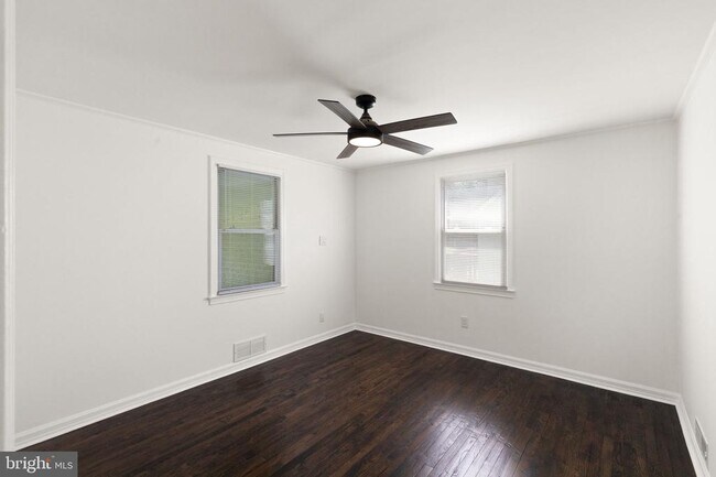 Building Photo - 8723 Lackawanna Ave