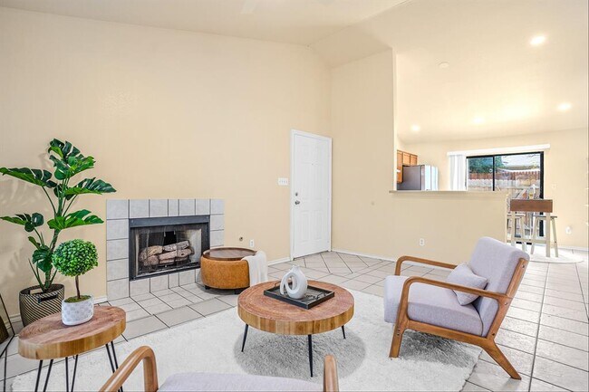 Building Photo - 11901 Swearingen Dr