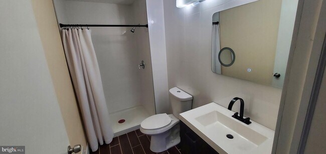 Building Photo - 18 Feiler Ct