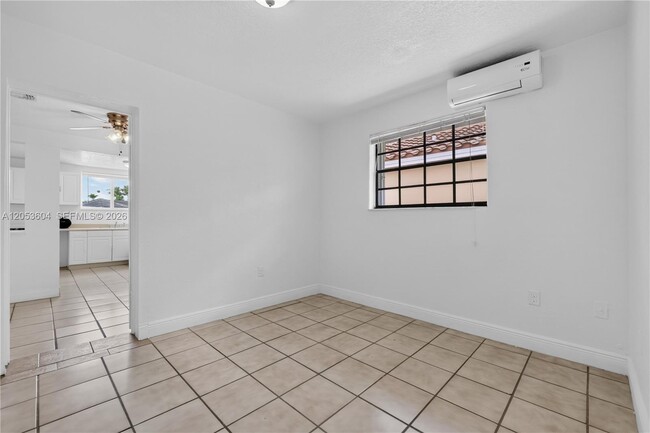 Building Photo - 14726 SW 82nd Terrace