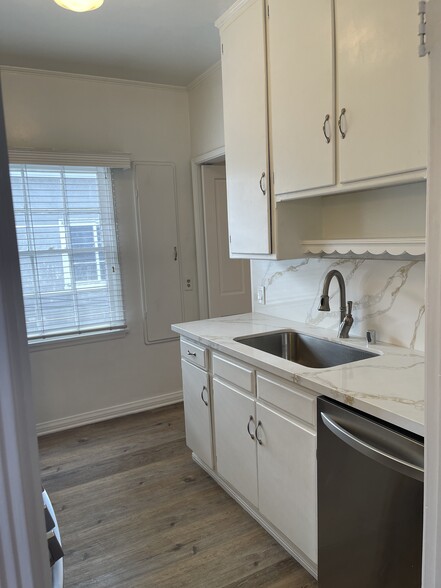 Kitchen/wall cabinet for spices - 112 N Edgemont St