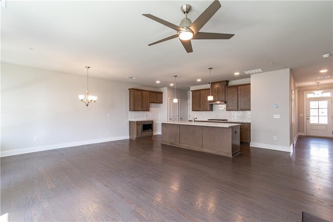 Building Photo - 1239 Waterfall Ct