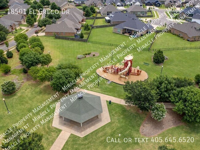 Building Photo - 18501 El Greco Dr