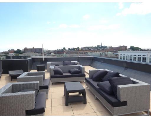 Building Photo - 380 W Broadway