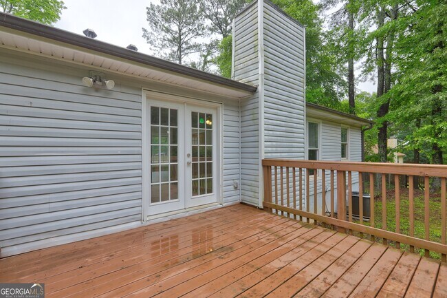 Building Photo - 604 Cloudland Dr
