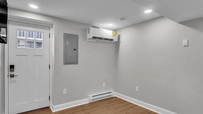 Building Photo - 6 Alaric Terrace