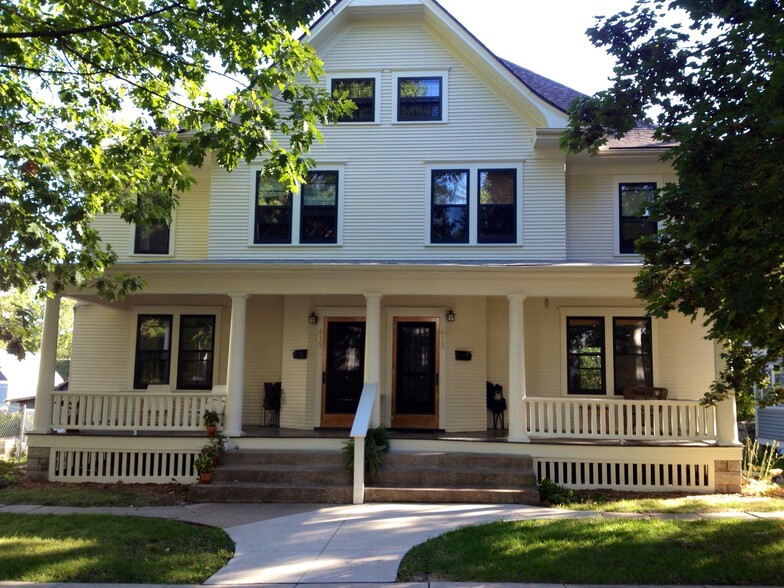 Primary Photo - 413 Ronalds St