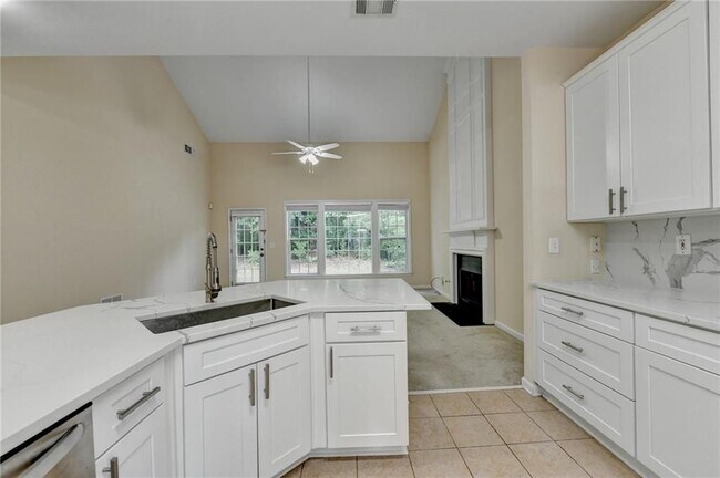 Building Photo - 5073 Aurelia Trail NW