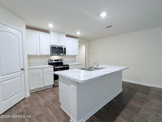 Building Photo - 870 Morgans Treasure Rd