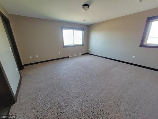 Building Photo - 1889 Cypress Ct