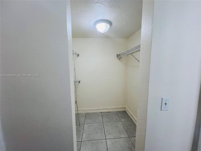 Building Photo - 2050 NW 89th Ave