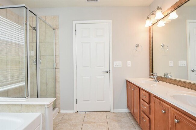 Building Photo - 7223 Toad Hollow