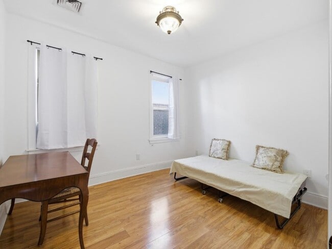 Building Photo - 1012 Palisade Ave