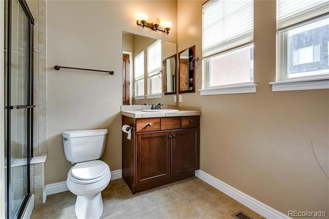 Building Photo - 10124 Inverness Main St