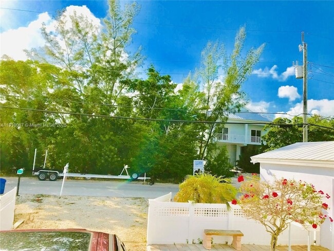 Building Photo - 30 Jean La Fitte Dr