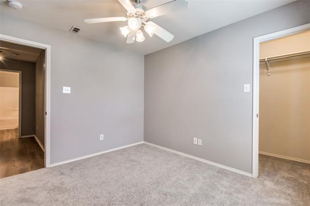 Building Photo - 2413 Briar Forest Dr