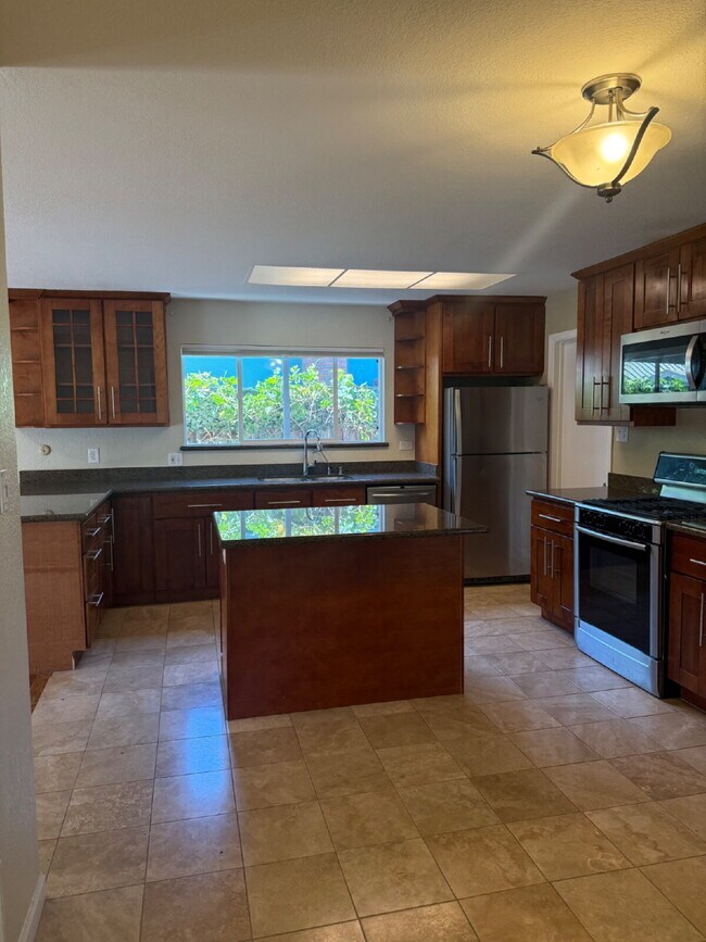 Building Photo - Charming 3 Bedroom, 2 Bathroom Livermore Home with Pool & Private Backyard Oasis