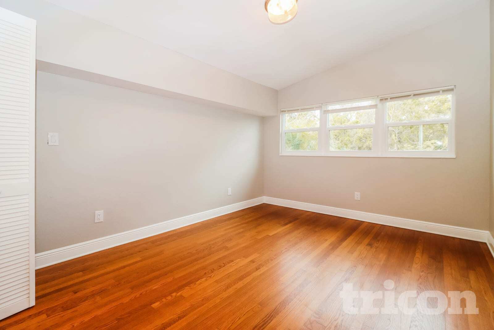 Building Photo - 1230 Kapok Kove Cir