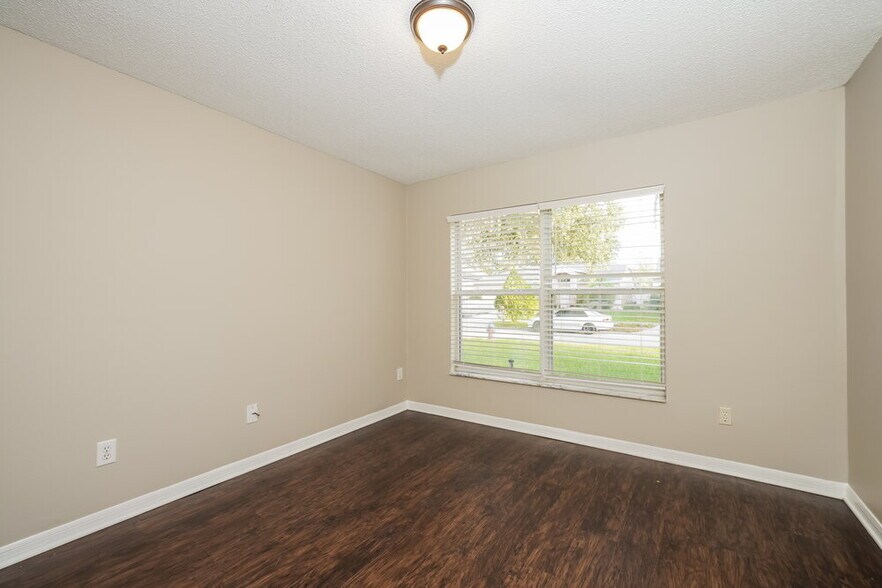 Building Photo - 1207 Whitewood Way