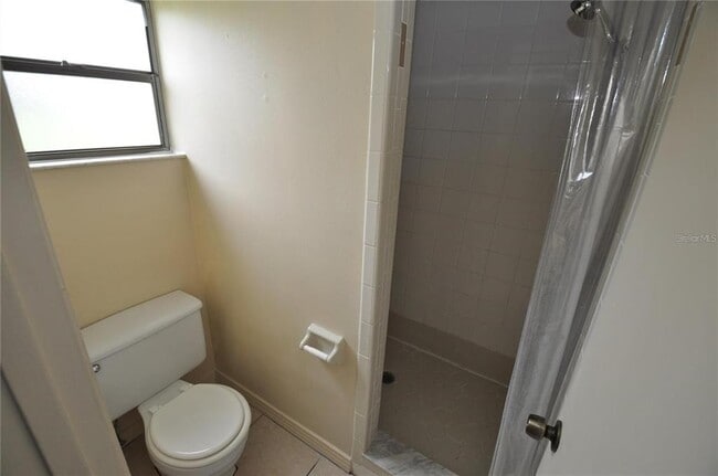 Building Photo - 127 Shannon Dr