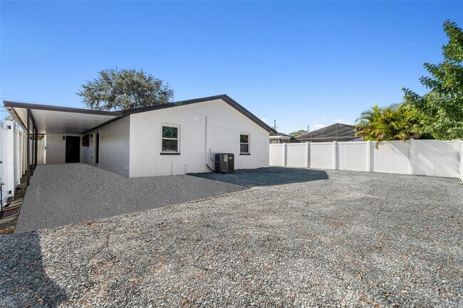 Building Photo - 10187 122nd Ave N