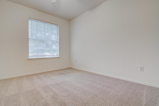 Building Photo - 4300 Companeros Way