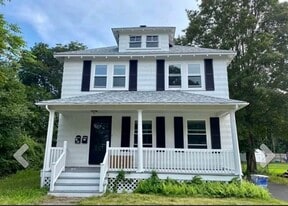 Building Photo - 261 Park St