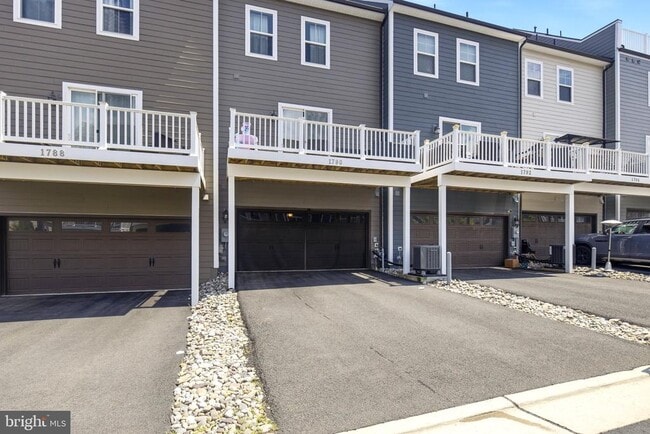 Building Photo - 1790 Hickory Wds Rd