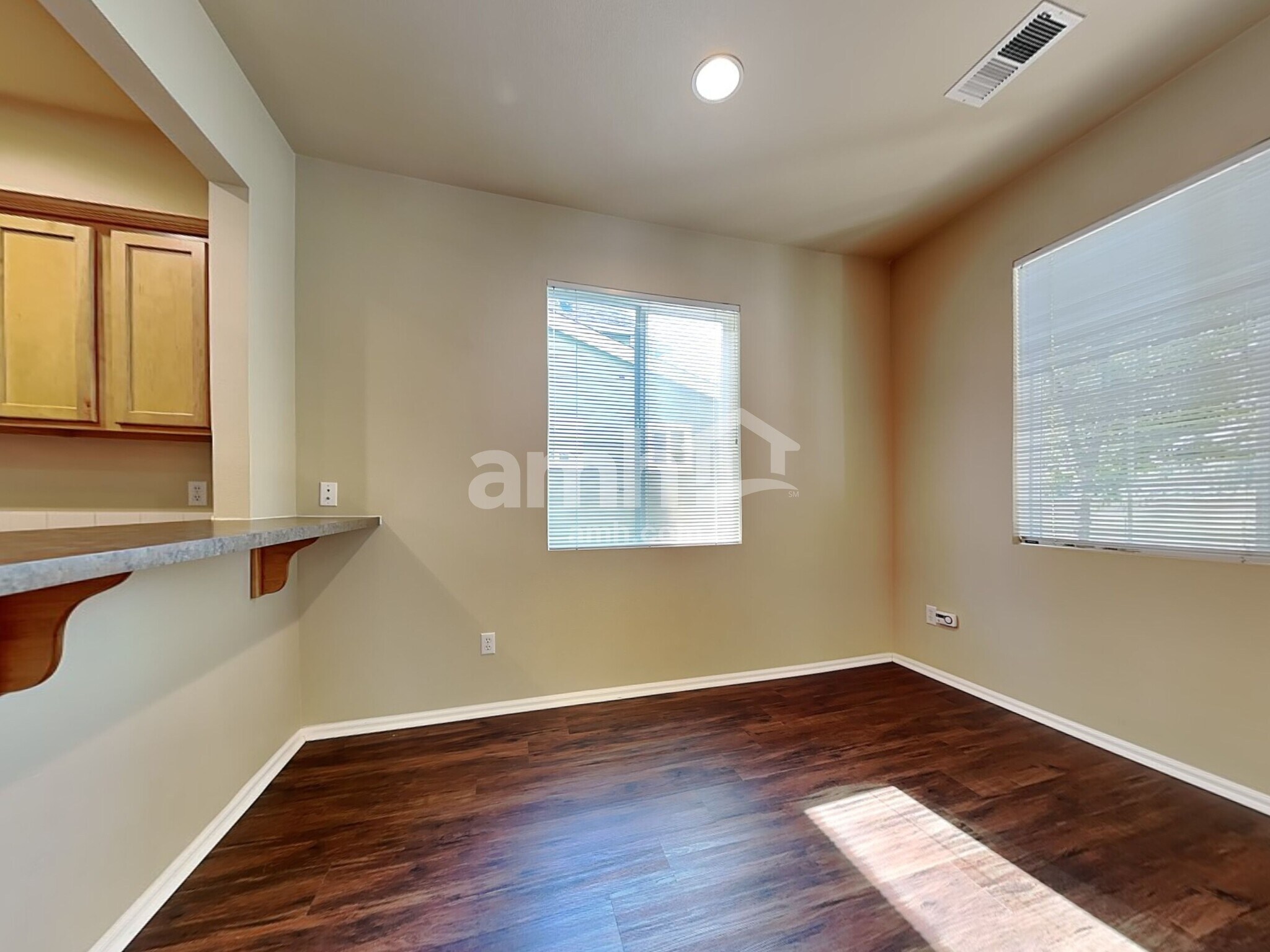 Building Photo - 6512 Virginia St SE