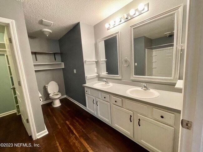 Building Photo - 15319 Bareback Dr