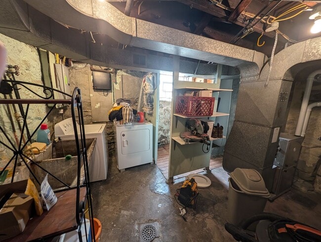 Building Photo - 3 Bedroom/2 Bath House in Lawrenceville --...