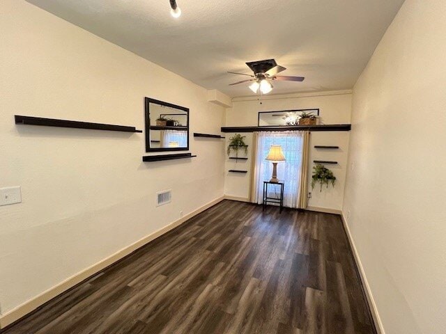 Building Photo - 4709 Park Dr