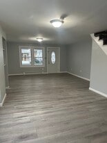 Building Photo - 63 Pierce St