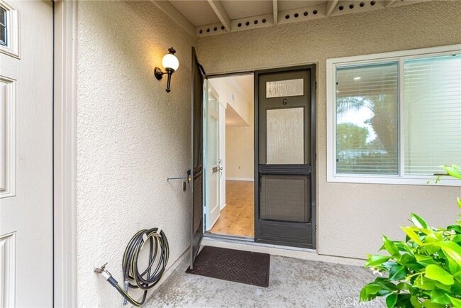 Building Photo - 707 Avenida Majorca