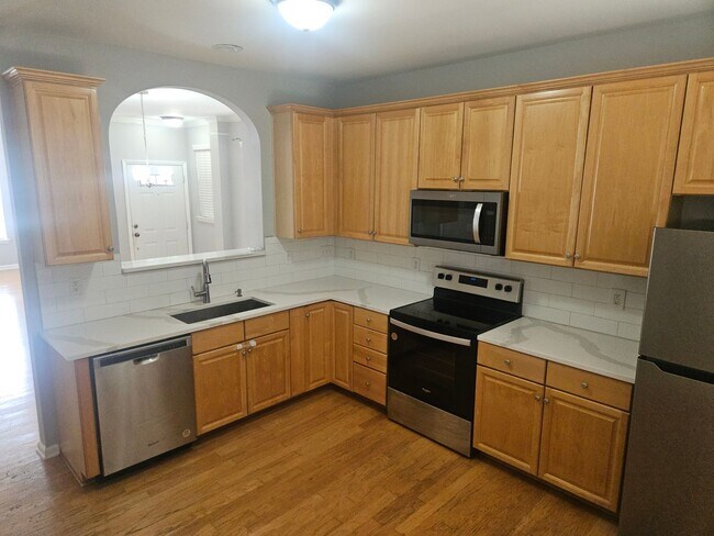 Building Photo - 5714 Clearbay Ln
